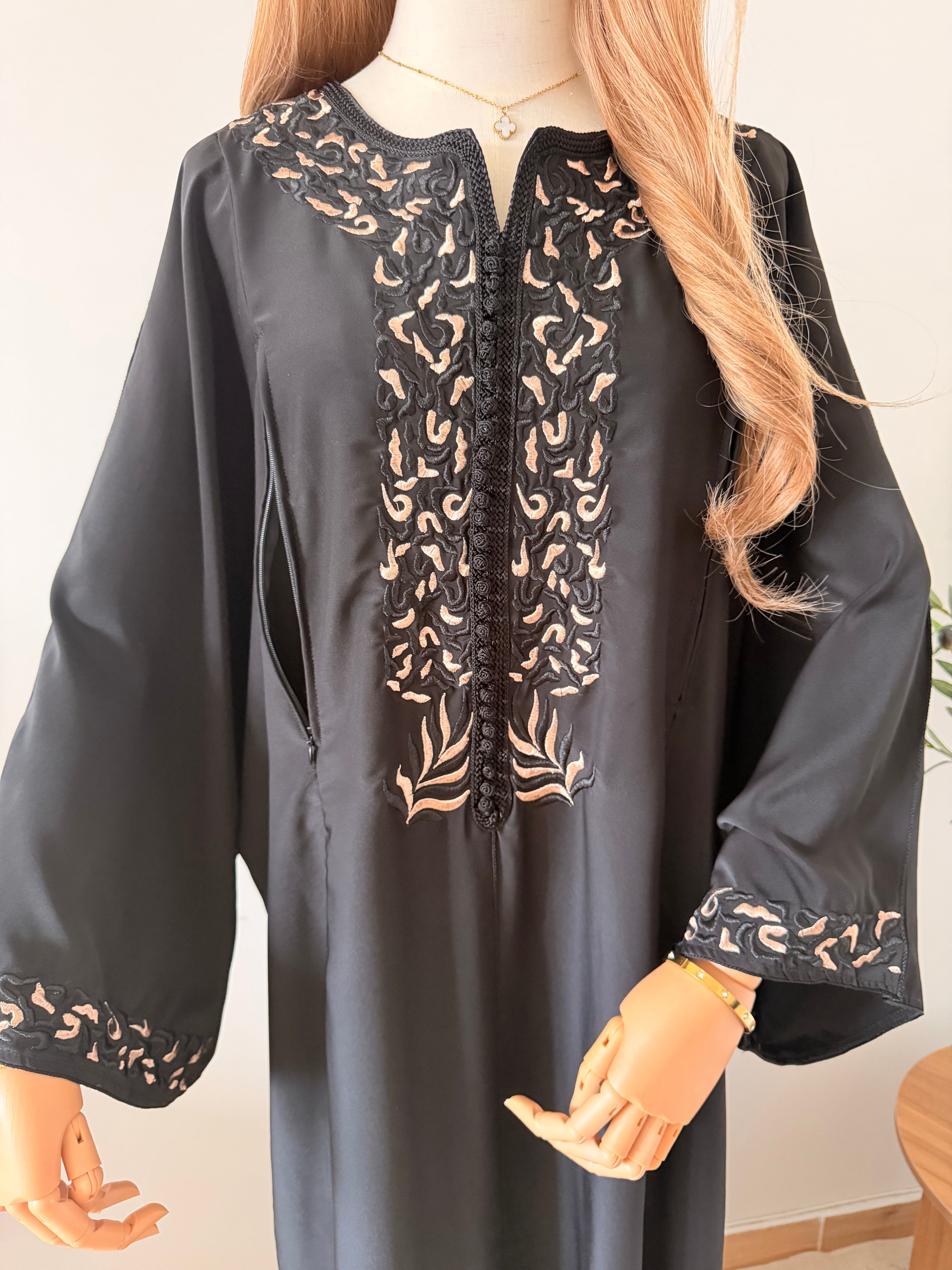 Robe Caramel - Noir
