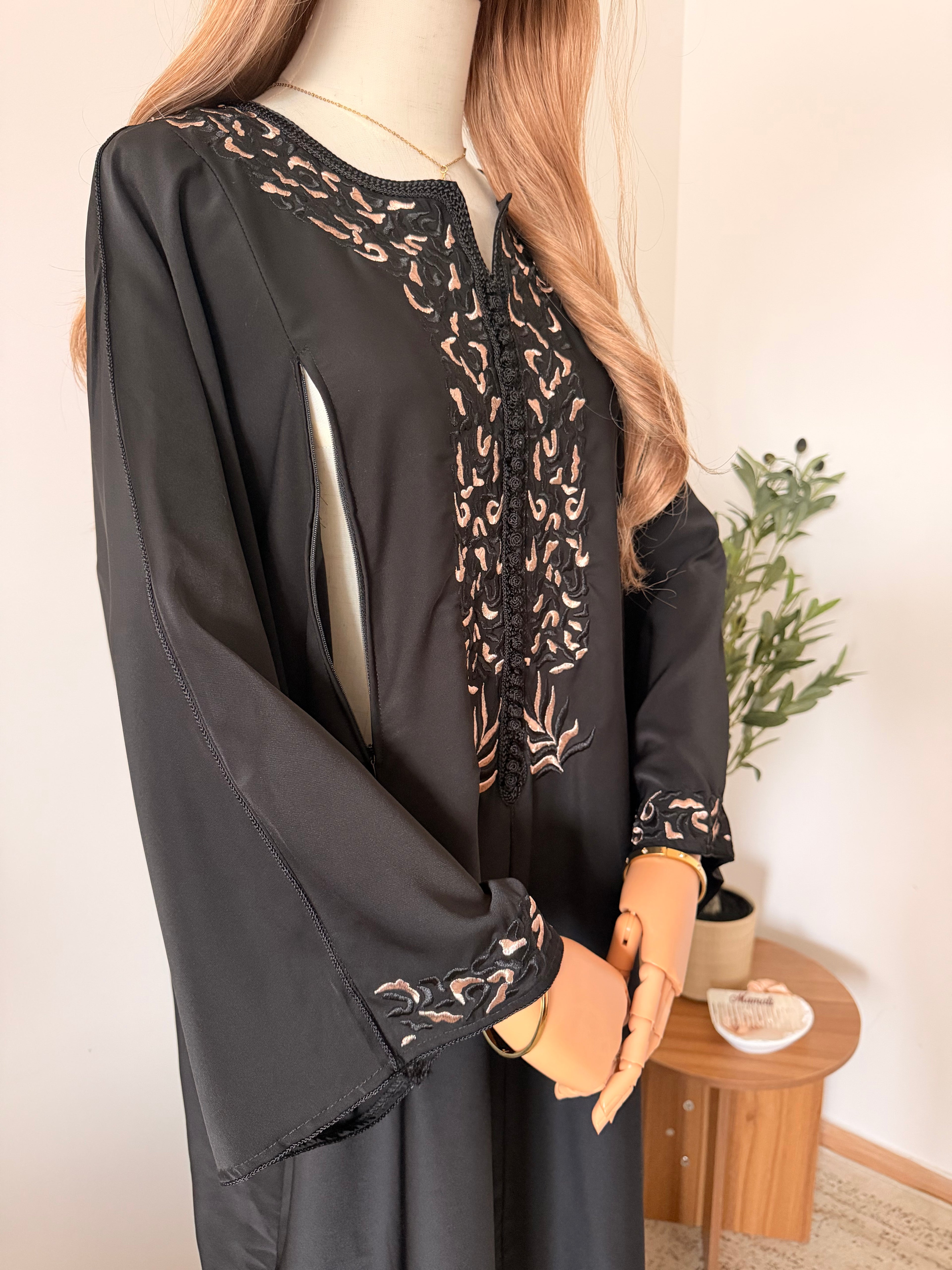 Robe Caramel - Noir