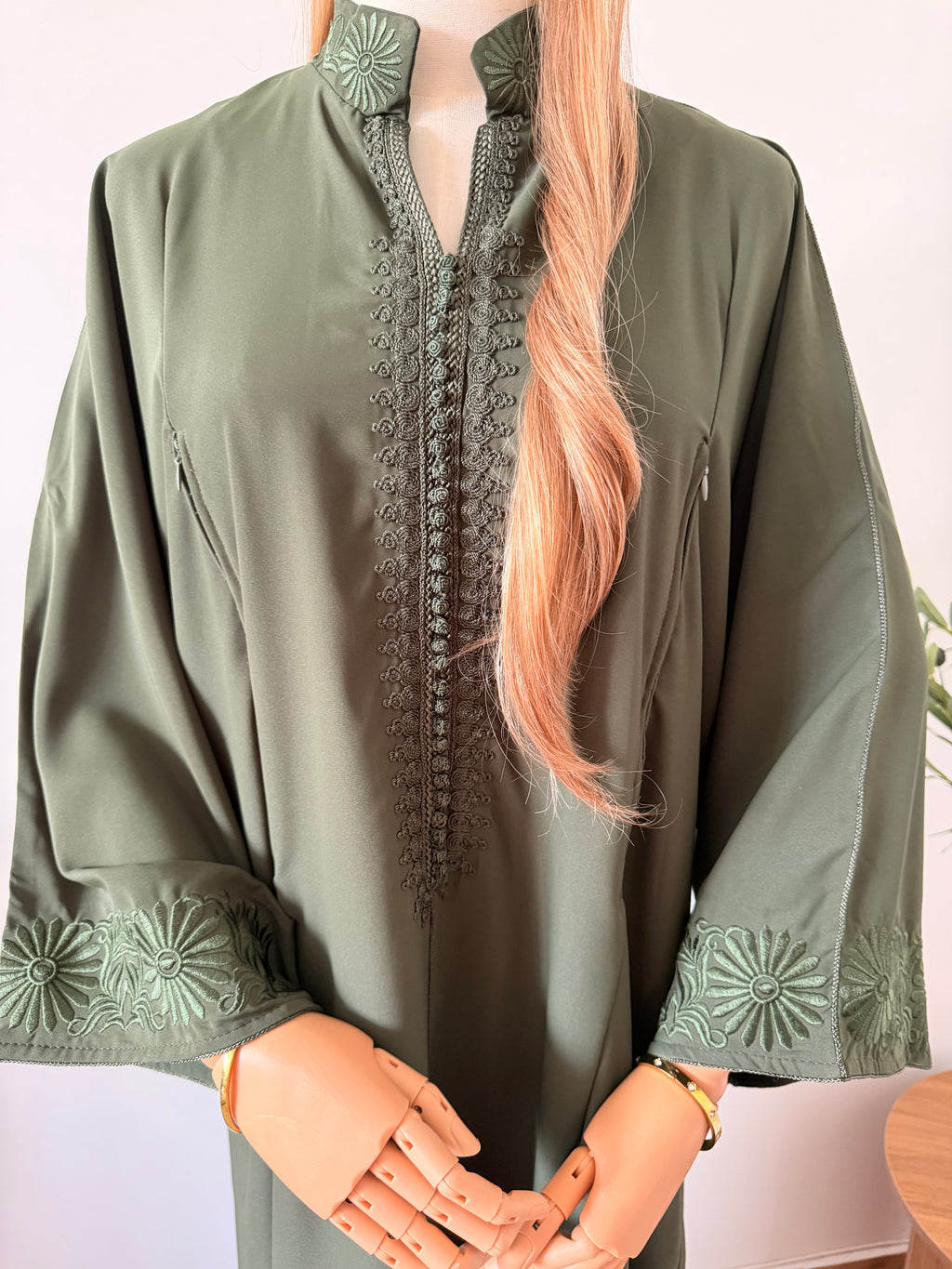 Robe Ameerat - Olive