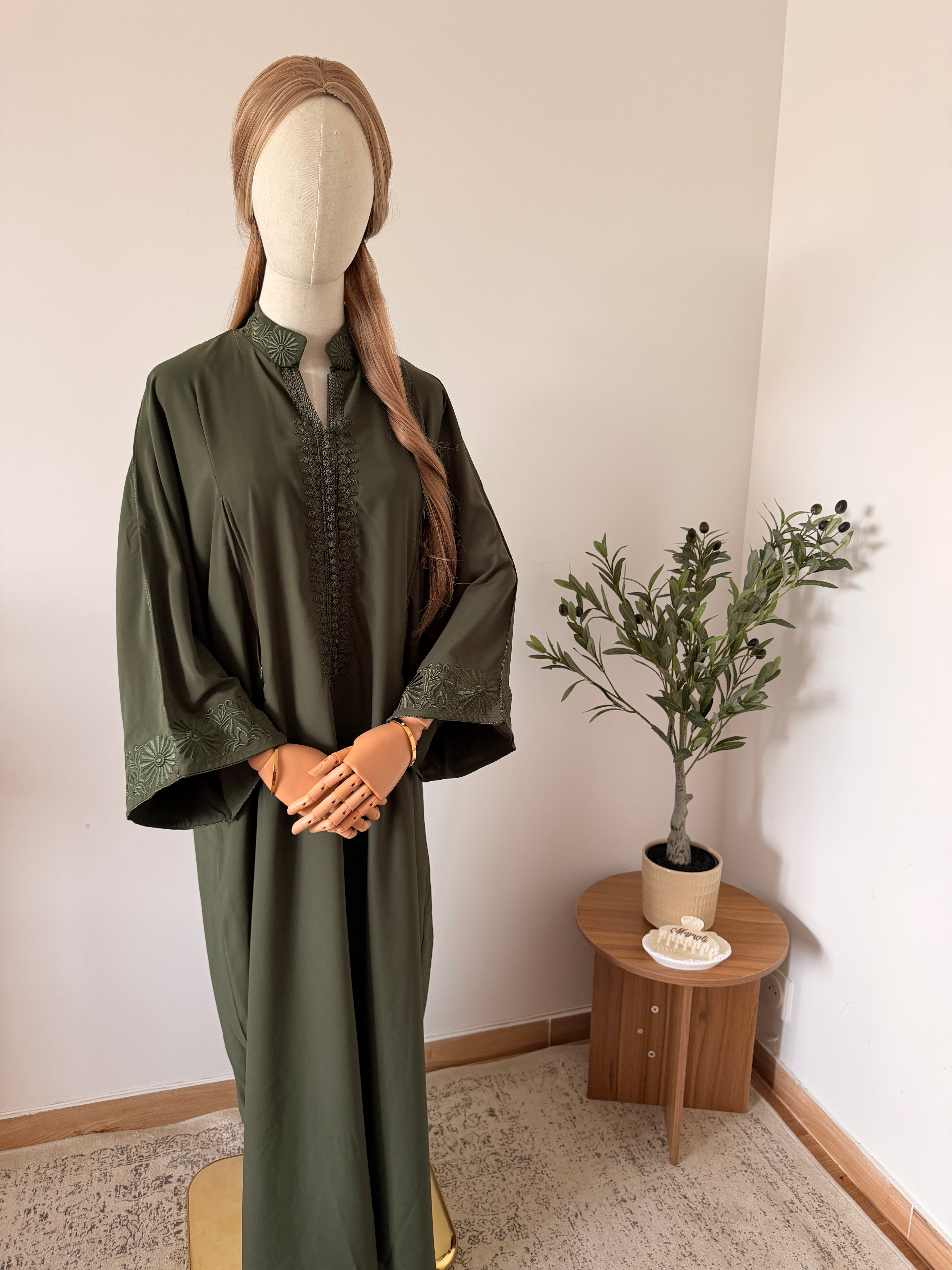 Robe Ameerat - Olive